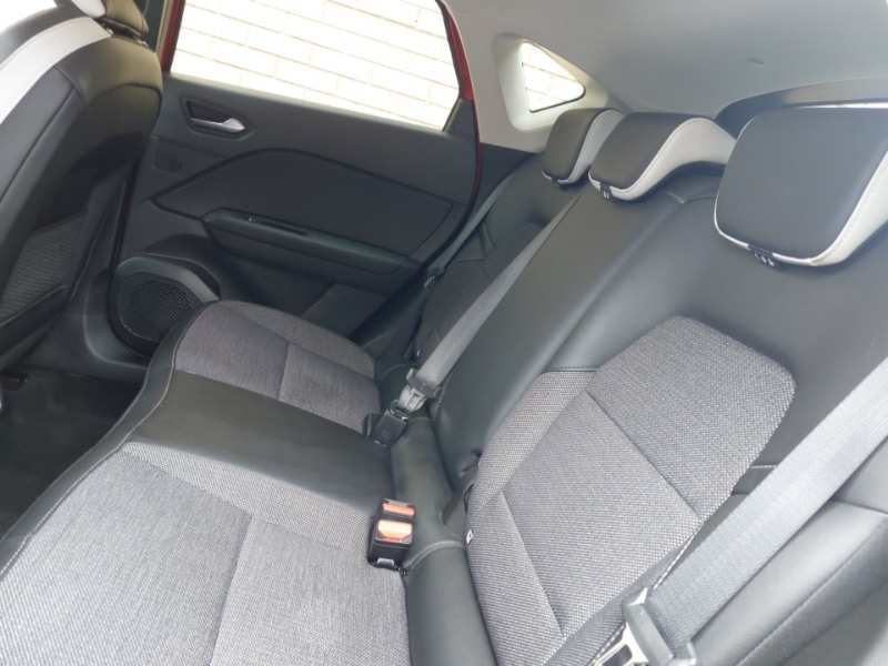 Used Renault Captur 2023 for sale - 77467161: Photo 6