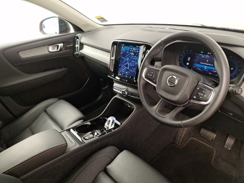 Used Volvo XC40 2024 for sale - 76833821: Photo 11