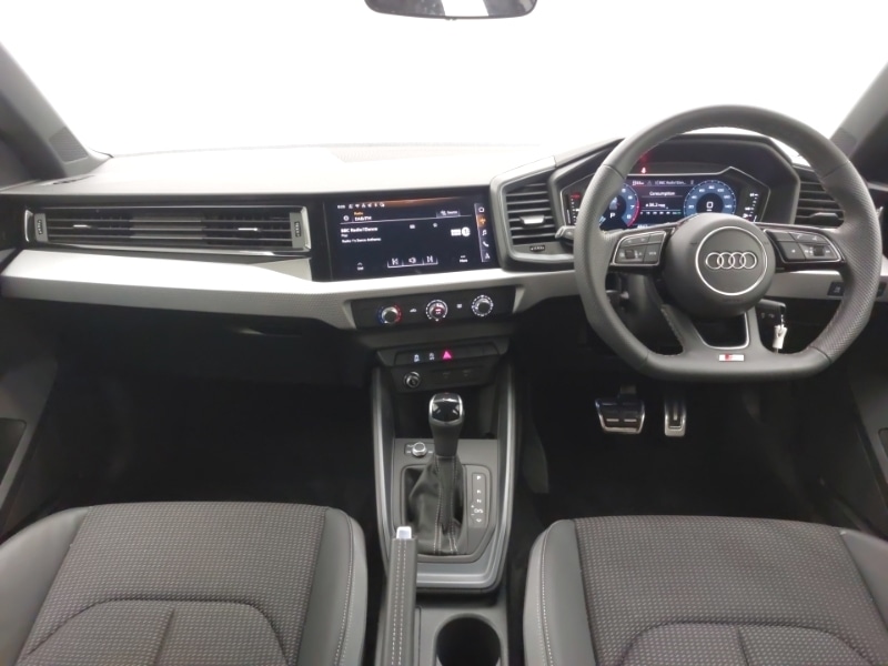 Used Audi A1 2024 for sale - 76770771: Photo 2