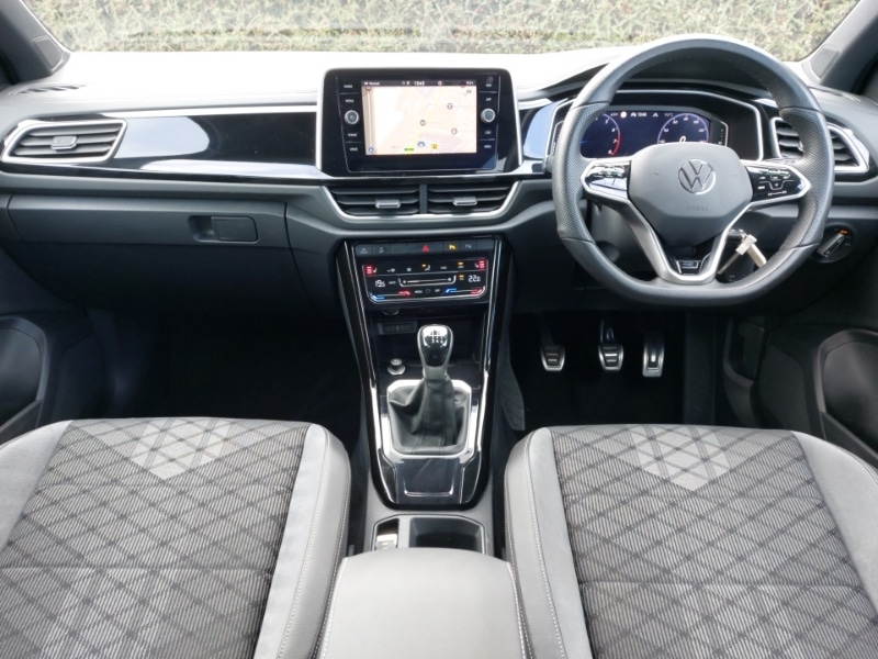 Used Volkswagen T-Roc 2023 for sale - 77731974: Photo 2