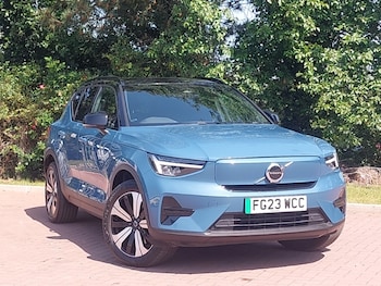 Used Volvo XC40 2023 for sale - 78699909: Photo
