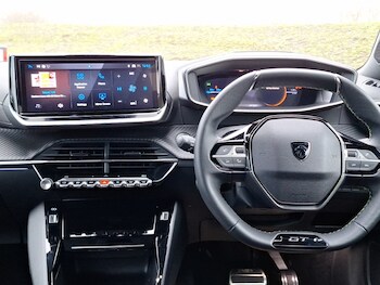 Used Peugeot 2008 2025 for sale - 77010943: Photo