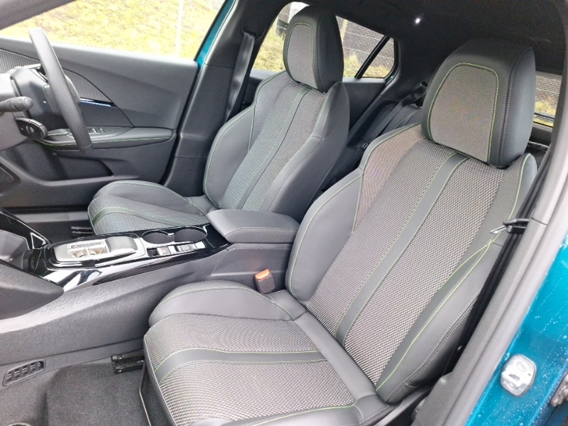 Used Peugeot 2008 2025 for sale - 77010943: Photo 5