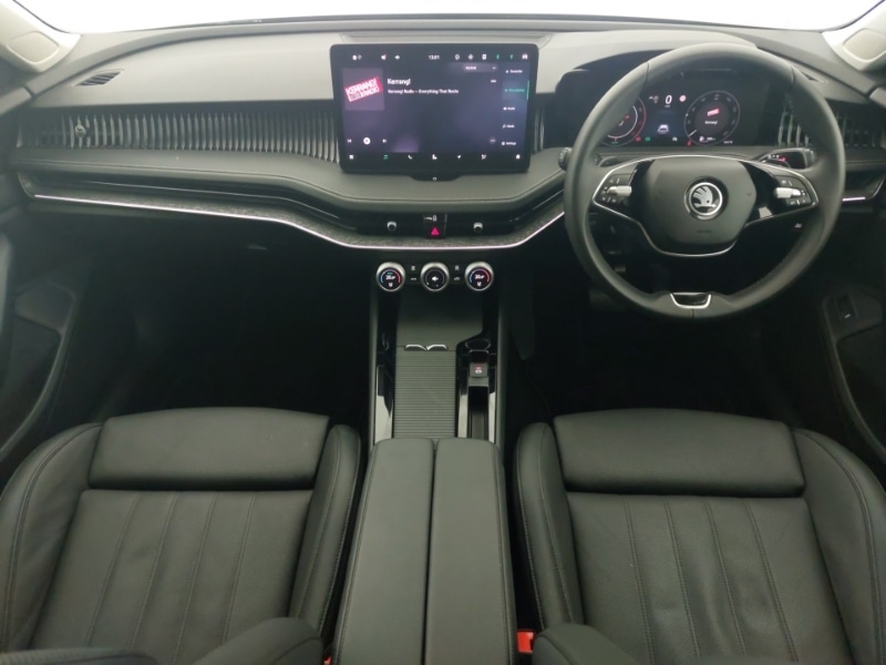 Used Skoda Superb 2024 for sale - 76589676: Photo 2