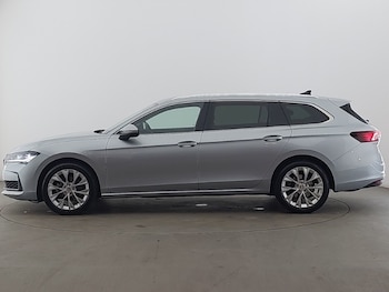 Used Skoda Superb 2024 for sale - 76589676: Photo