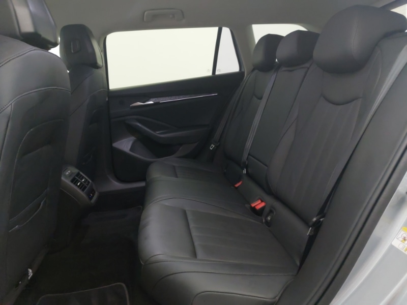 Used Skoda Superb 2024 for sale - 76589676: Photo 6