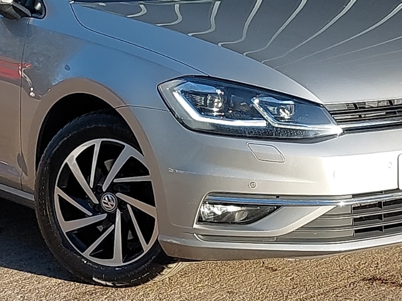 Used Volkswagen Golf 2020 for sale - 77070671: Photo 9