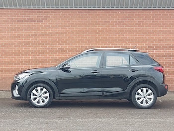 Used Kia Stonic 2022 for sale - 75762422: Photo