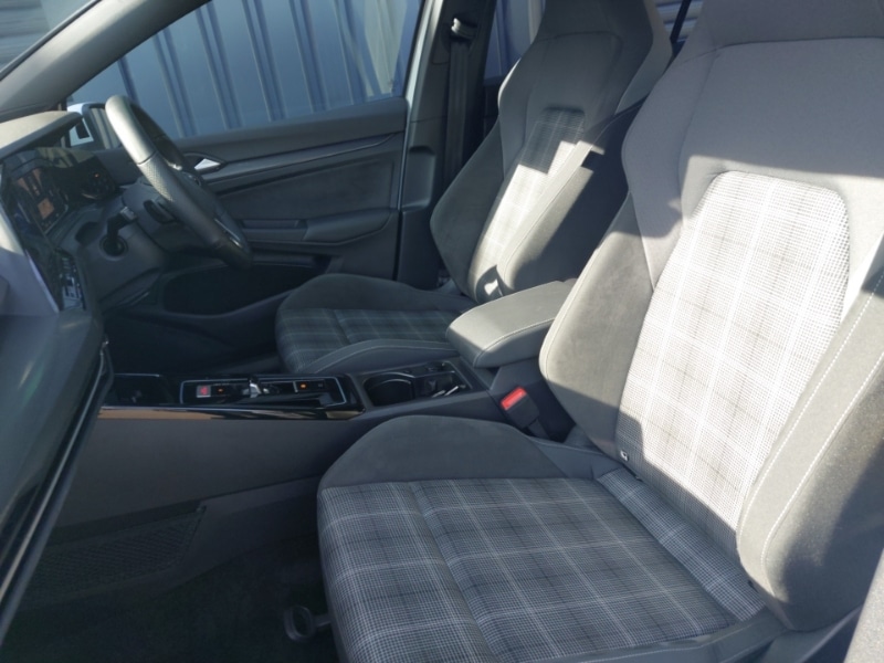 Used Volkswagen Golf 2023 for sale - 77955804: Photo 5