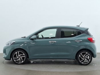 Used Hyundai i10 2023 for sale - 79427812: Photo