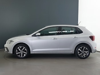Used Volkswagen Polo 2023 for sale - 76796130: Photo