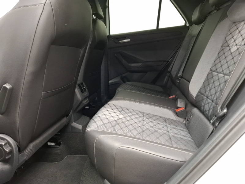 Used Volkswagen T-Roc 2023 for sale - 77652748: Photo 6