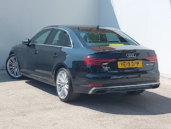 Used Audi A4 2019 for sale - 75557831: Photo
