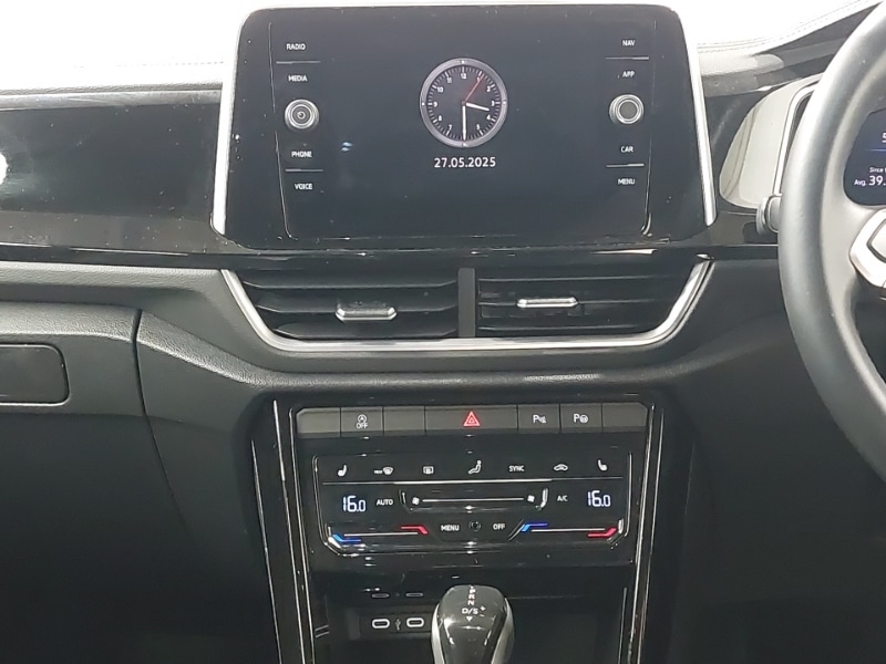 Used Volkswagen T-Roc 2023 for sale - 76135727: Photo 7