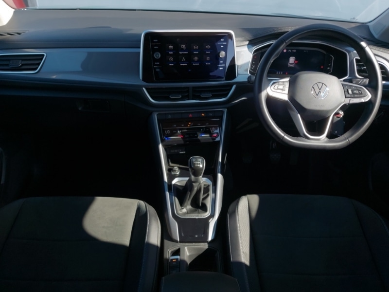 Used Volkswagen T-Roc 2024 for sale - 76506457: Photo 2