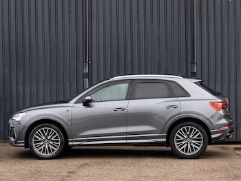 Used Audi Q3 2021 for sale - 77428865: Photo