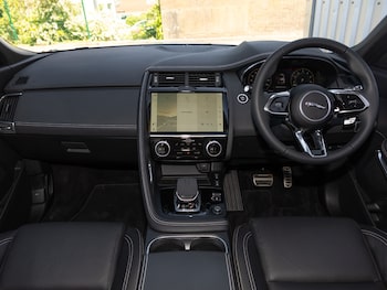 Used Jaguar E-Pace 2023 for sale - 76451428: Photo