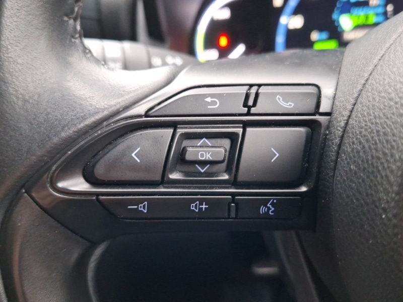 Used Toyota Yaris Cross 2022 for sale - 76656885: Photo 12