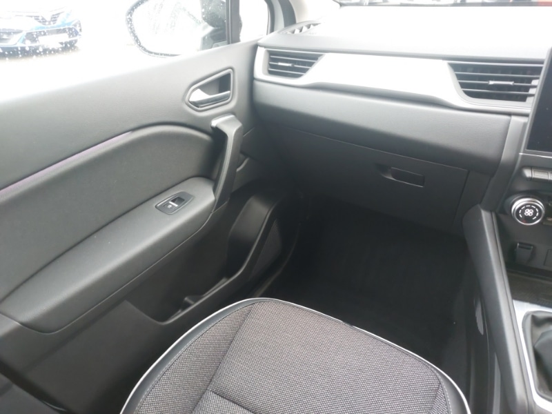 Used Renault Captur 2022 for sale - 76695076: Photo 10