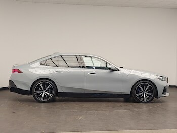 Used BMW i5 2023 for sale - 77308231: Photo