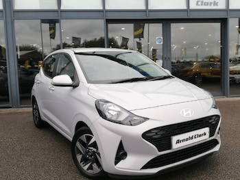 Used Hyundai i10 2024 for sale - 76475705: Photo