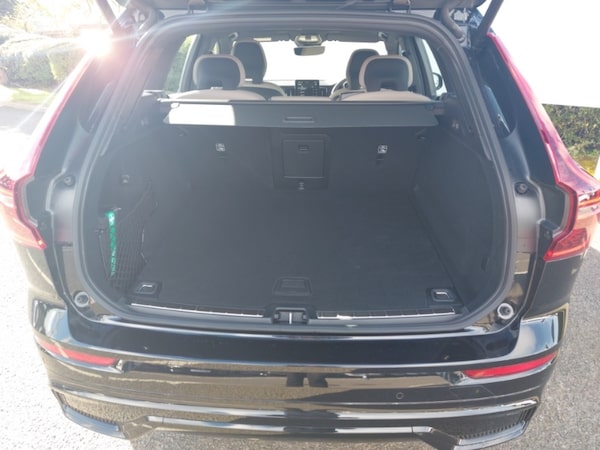 Used Volvo XC60 2025 for sale - 76325159: Photo 8