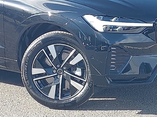 Used Volvo XC60 2025 for sale - 76325159: Photo 9