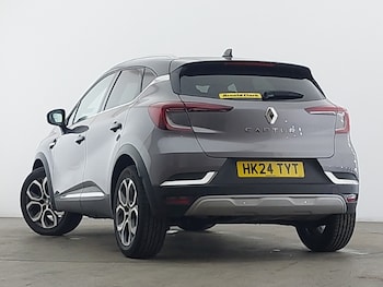 Used Renault Captur 2024 for sale - 77823494: Photo