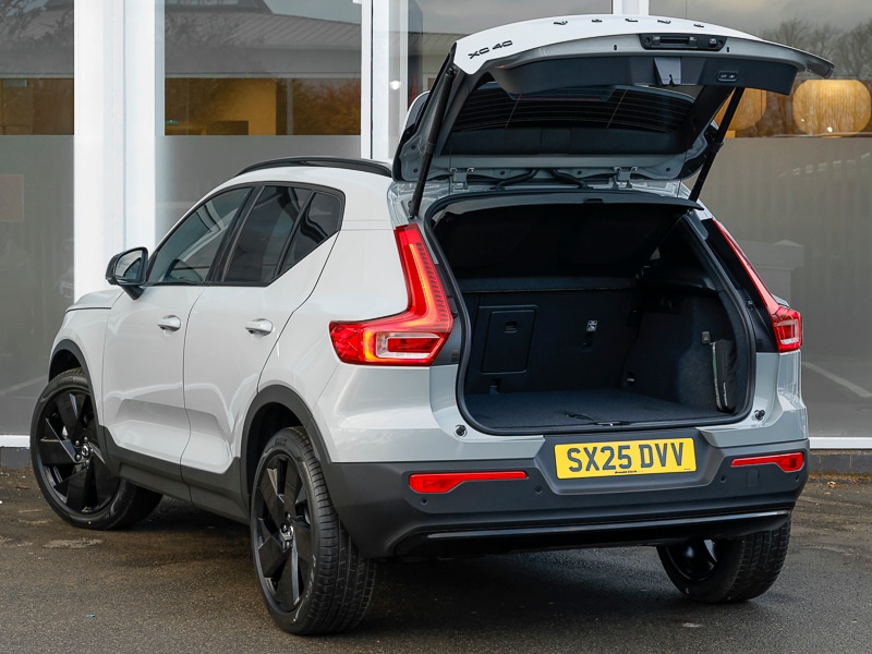 Used Volvo XC40 2025 for sale - 76575763: Photo 10