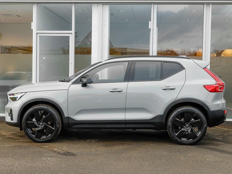Used Volvo XC40 2025 for sale - 76575763: Photo 4