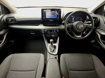 Used Toyota Yaris 2021 for sale - 77544834: Photo