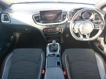 Used Kia Pro Ceed 2023 for sale - 76244085: Photo 2