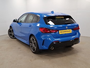 Used BMW 1 Series 2023 for sale - 75750524: Photo