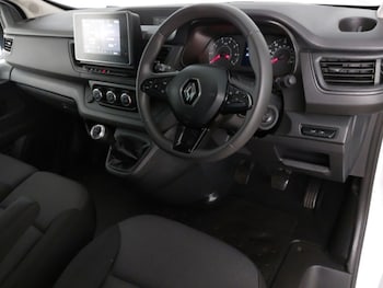 Used Renault Trafic 2023 for sale - 78660510: Photo