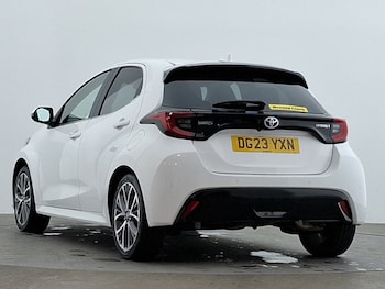 Used Toyota Yaris 2023 for sale - 78576245: Photo