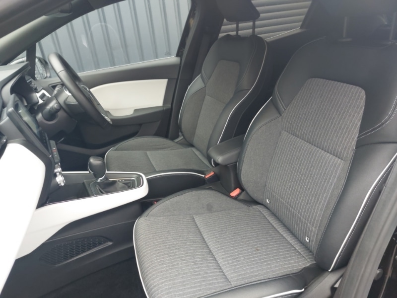 Used Renault Clio 2023 for sale - 77898032: Photo 5