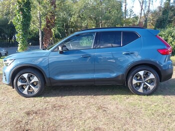 Used Volvo XC40 2023 for sale - 76833674: Photo