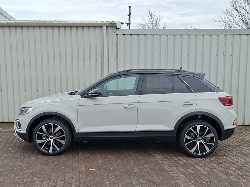Used Volkswagen T-Roc 2025 for sale - 76935688: Photo 4