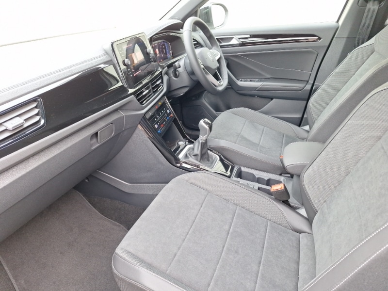 Used Volkswagen T-Roc 2025 for sale - 76935688: Photo 5