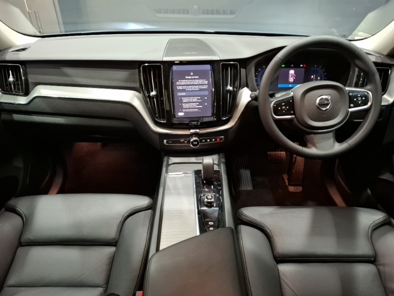 Used Volvo XC60 2023 for sale - 77397763: Photo 2