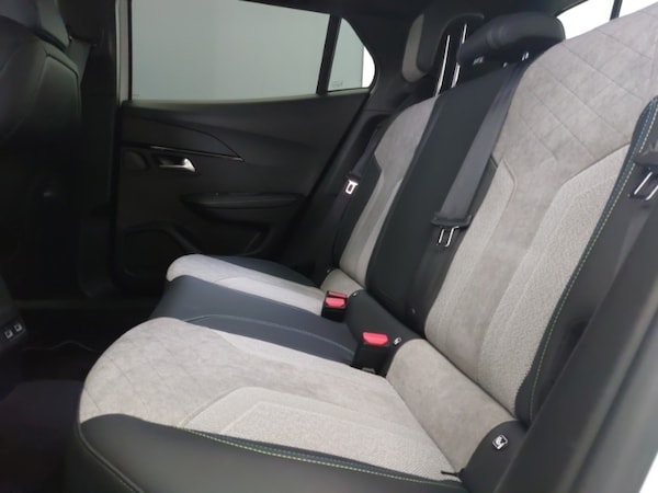 Used Peugeot 2008 2021 for sale - 76325334: Photo 6