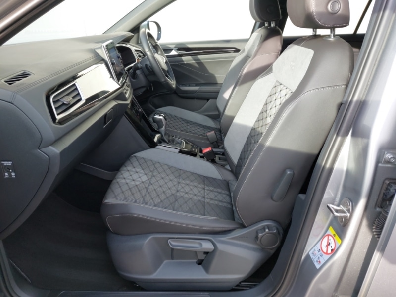 Used Volkswagen T-Roc 2025 for sale - 77115396: Photo 5