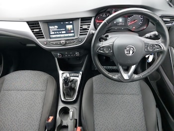 Used Vauxhall Crossland 2022 for sale - 76165692: Photo 2