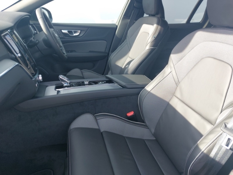 Used Volvo V60 2025 for sale - 78203622: Photo 5
