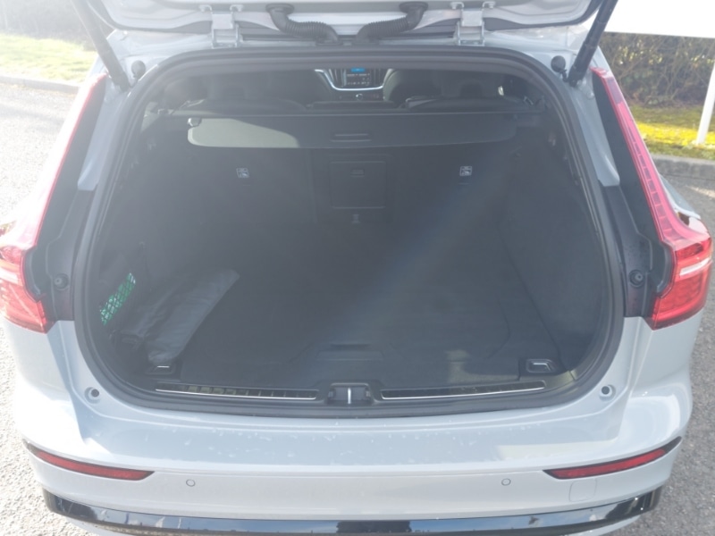 Used Volvo V60 2025 for sale - 78203622: Photo 8