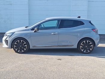 Used Renault Clio 2025 for sale - 79580987: Photo