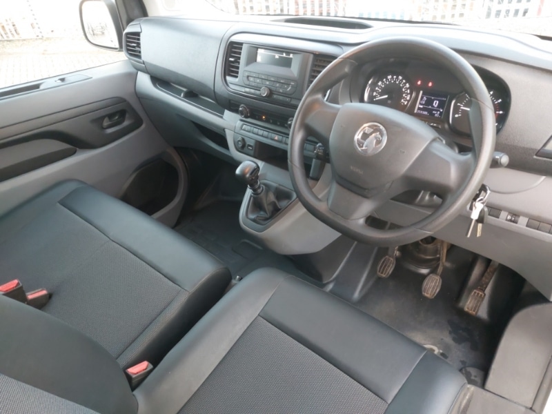 Used Vauxhall Vivaro 2020 for sale - 76789020: Photo 2