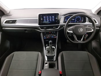 Used Volkswagen T-Roc 2023 for sale - 79014655: Photo