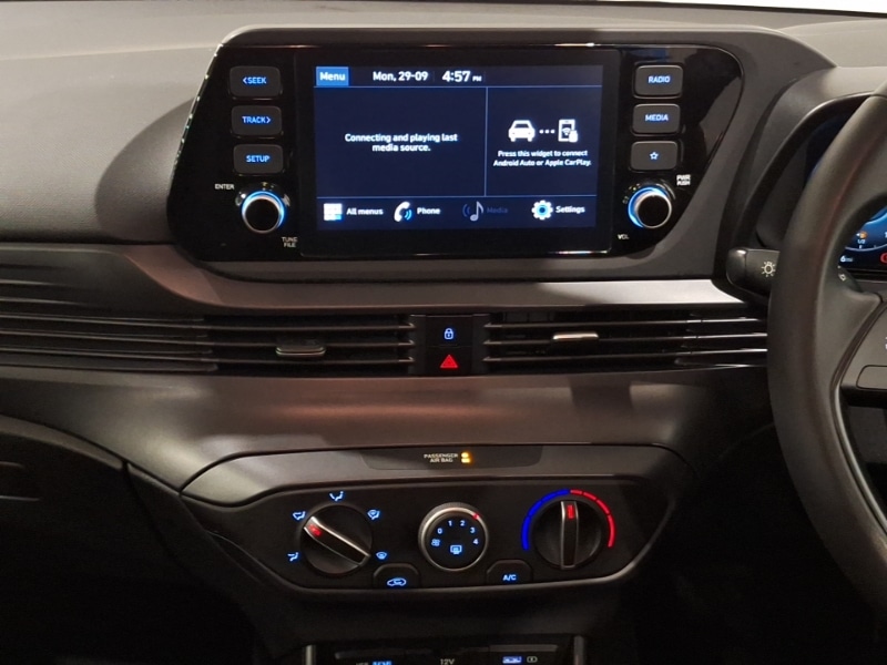 Used Hyundai i20 2023 for sale - 76107903: Photo 11