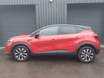 Used Renault Captur 2023 for sale - 78284111: Photo